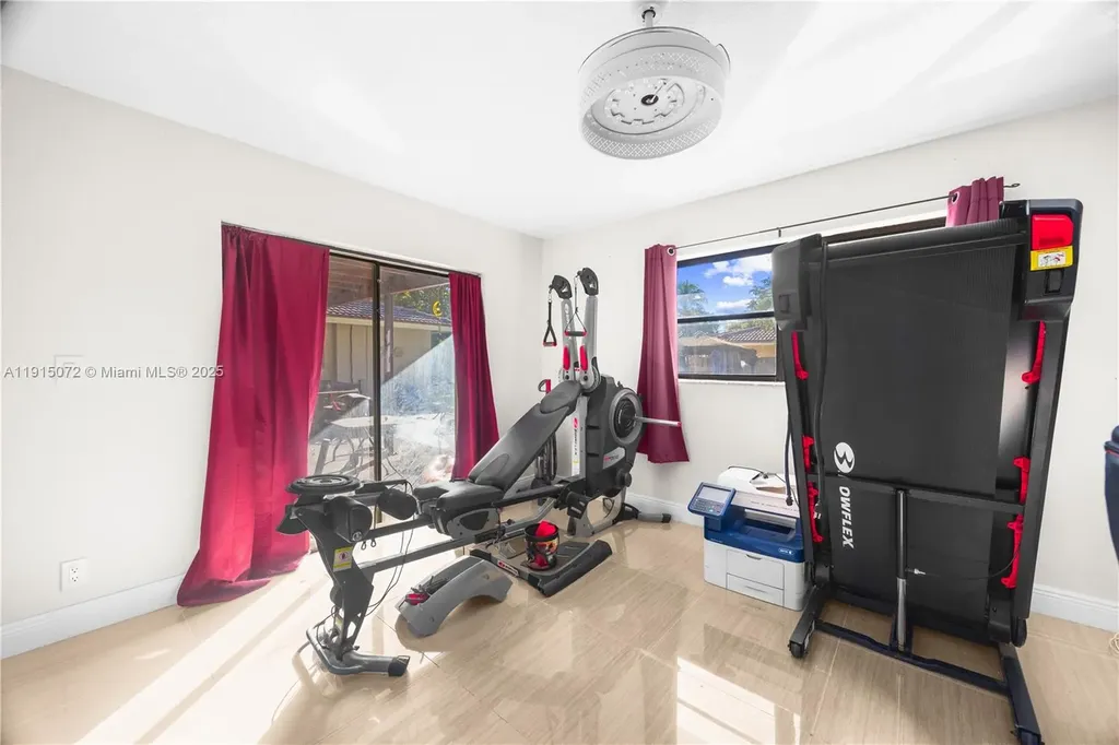 284 NW 92nd Avenue Coral Springs FL 33071