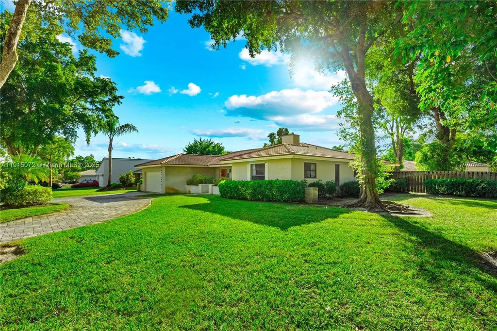 284 NW 92nd Avenue Coral Springs FL 33071