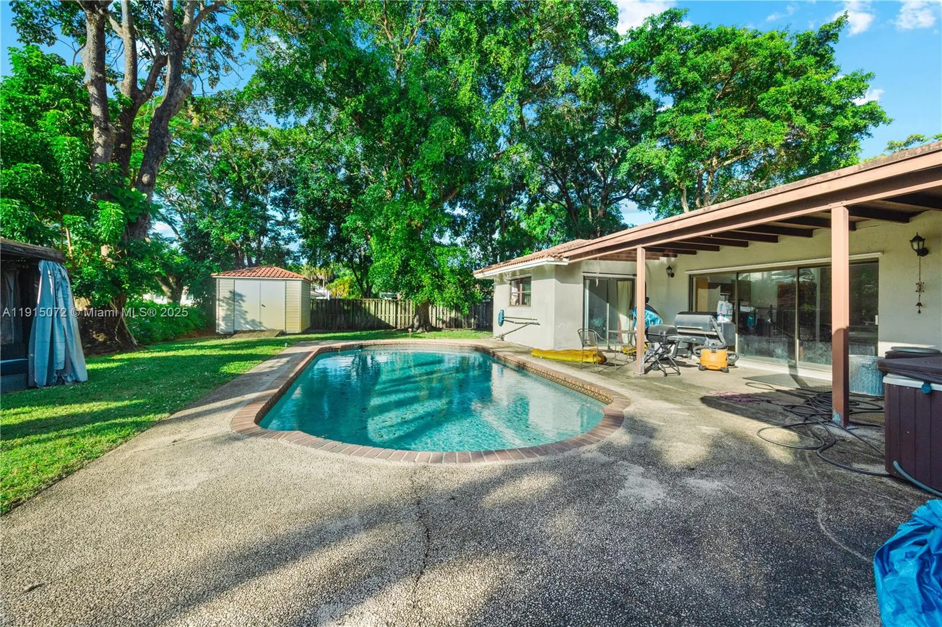 284 NW 92nd Avenue Coral Springs FL 33071