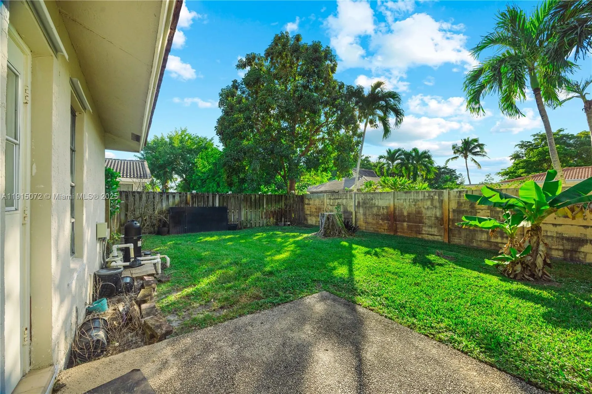 284 NW 92nd Avenue Coral Springs FL 33071