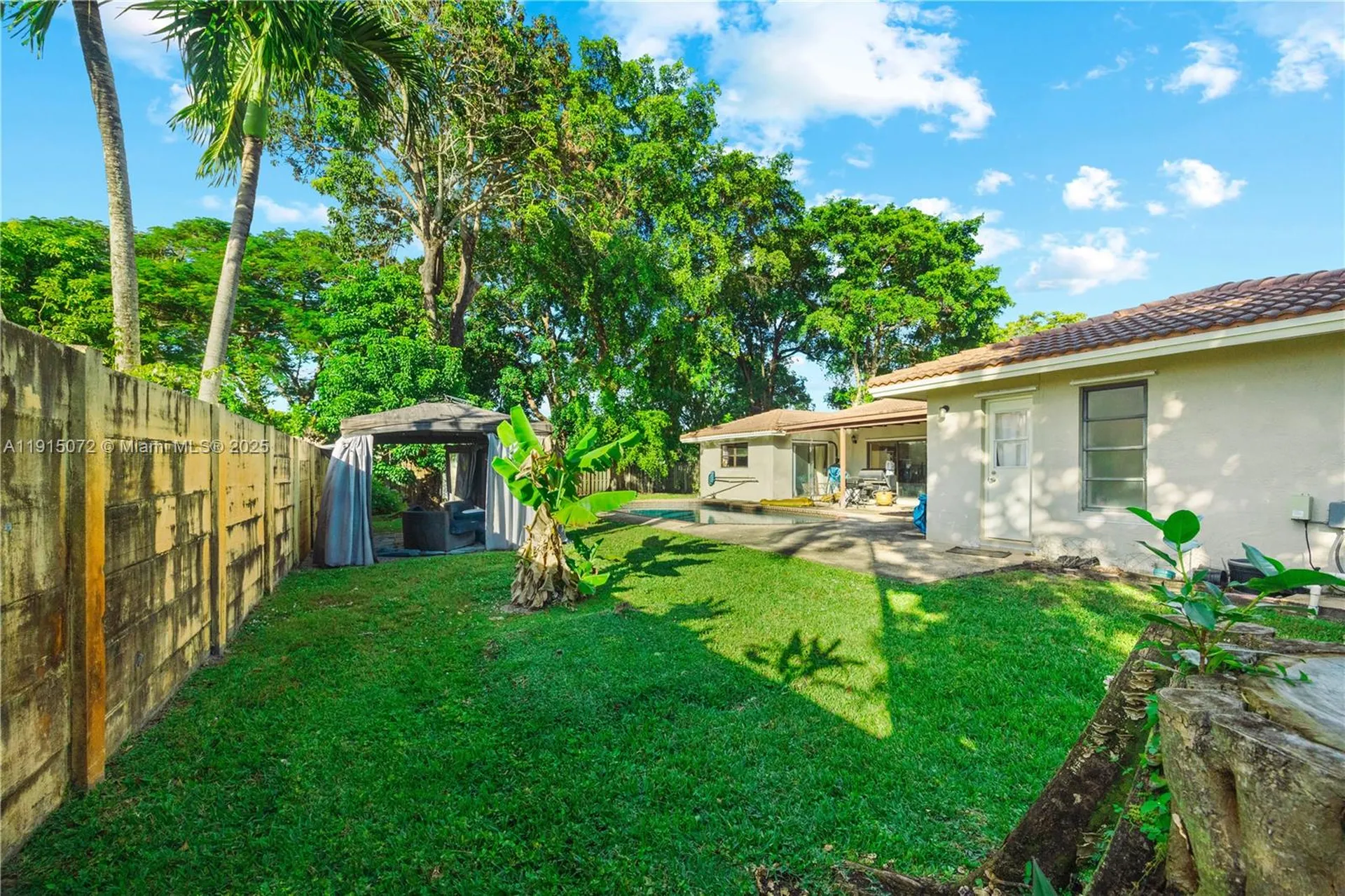 284 NW 92nd Avenue Coral Springs FL 33071