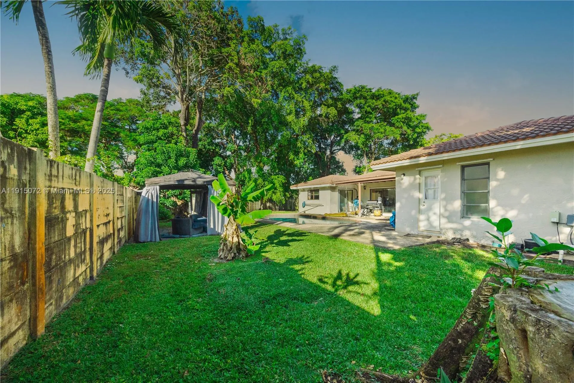 284 NW 92nd Avenue Coral Springs FL 33071