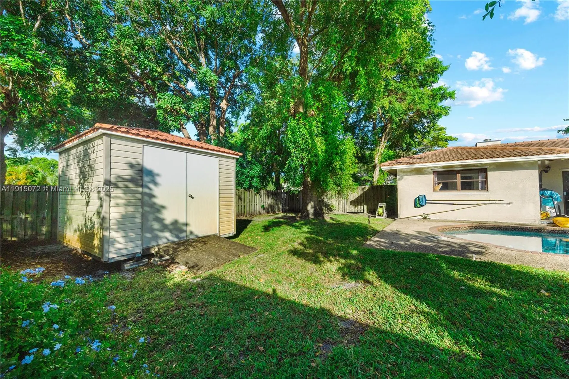 284 NW 92nd Avenue Coral Springs FL 33071