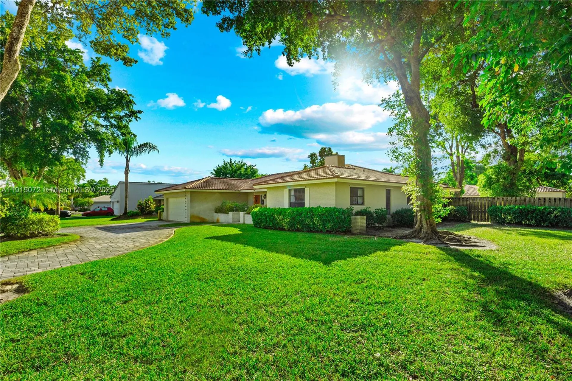 284 NW 92nd Avenue Coral Springs FL 33071