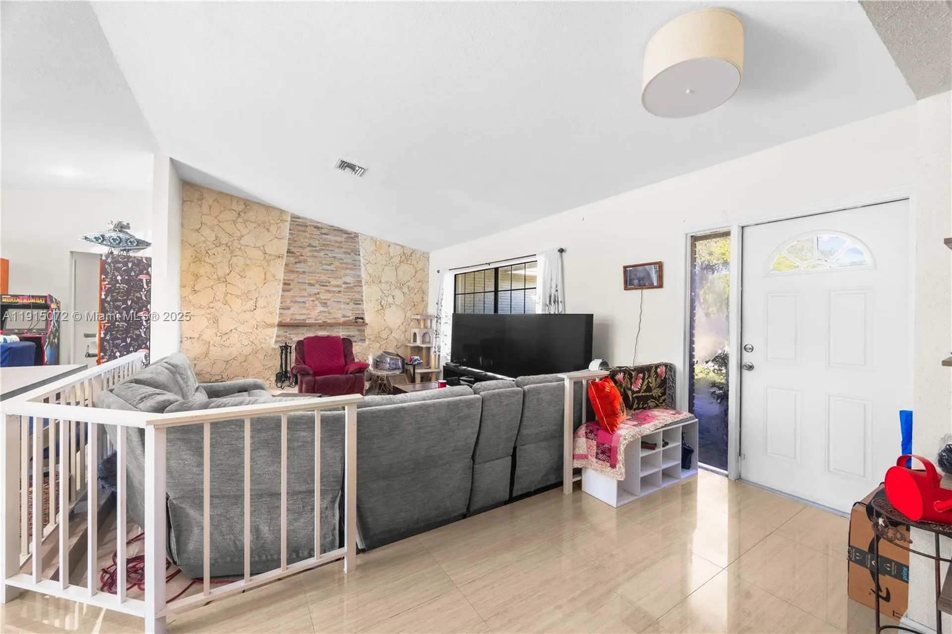 284 NW 92nd Avenue Coral Springs FL 33071