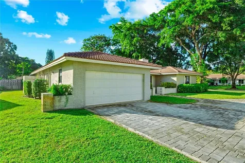 284 NW 92nd Avenue Coral Springs FL 33071