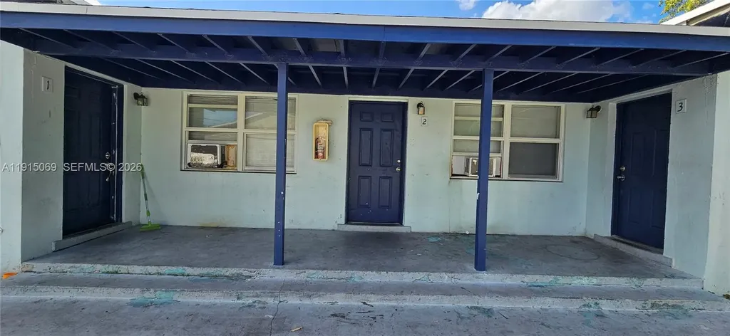 817 Grant Street West Palm Beach FL 33407