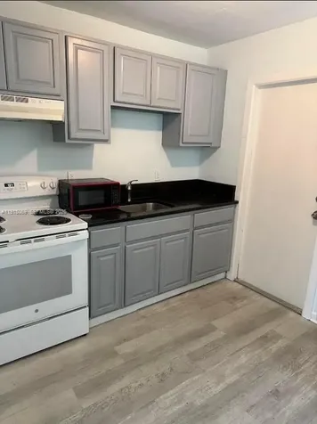 817 Grant Street West Palm Beach FL 33407