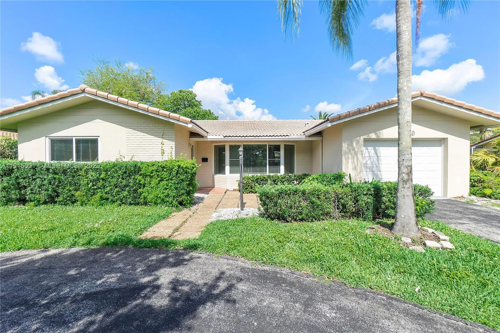 3880 Coral Hills Drive Coral Springs FL 33065