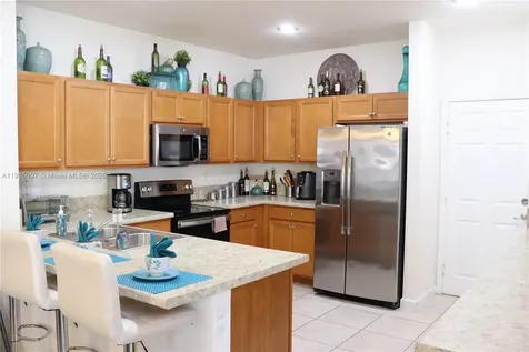 517 SE 34th Terrace Homestead FL 33033