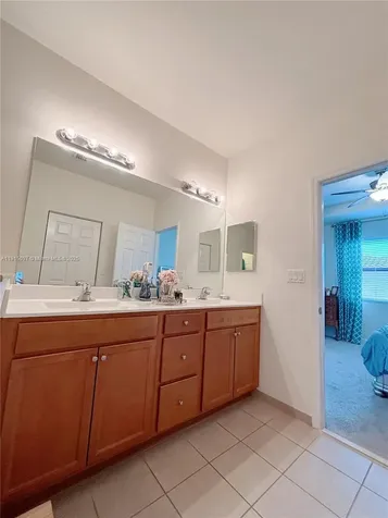 517 SE 34th Terrace Homestead FL 33033