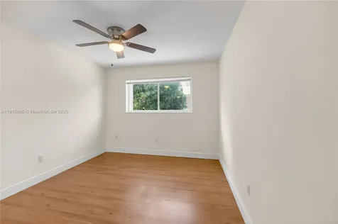 6822 W 2nd Lane Hialeah FL 33014