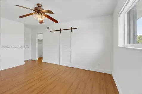 6822 W 2nd Lane Hialeah FL 33014