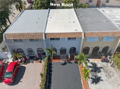 6822 W 2nd Lane Hialeah FL 33014