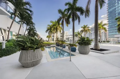 3301 NE 1st Avenue Miami FL 33137