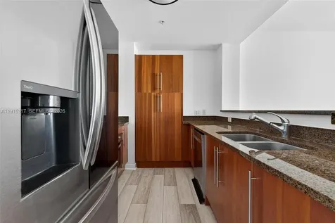 300 S Biscayne Boulevard Miami FL 33131