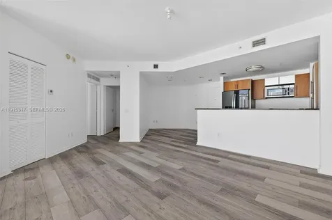 300 S Biscayne Boulevard Miami FL 33131