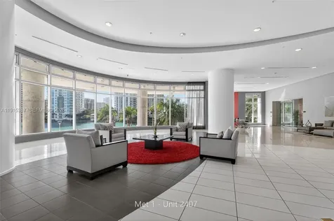 300 S Biscayne Boulevard Miami FL 33131