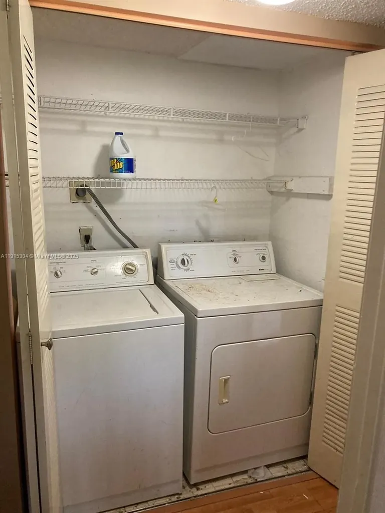 3045 NW 118th Drive Coral Springs FL 33065