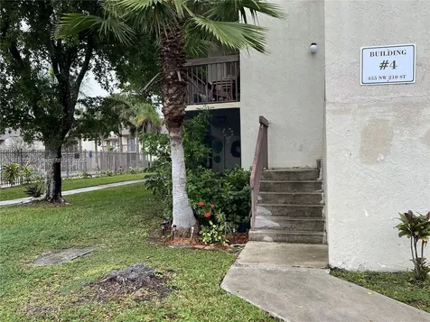 455 NW 210th Street Miami Gardens FL 33169