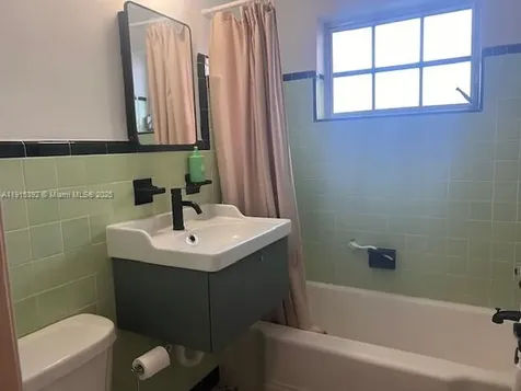 651 SW 11th Street Miami FL 33129