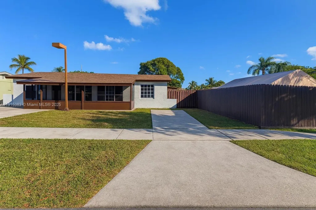 1484 SW 47th Terrace Fort Lauderdale FL 33317