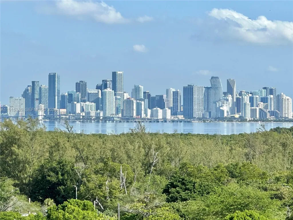 199 Ocean Lane Drive Key Biscayne FL 33149