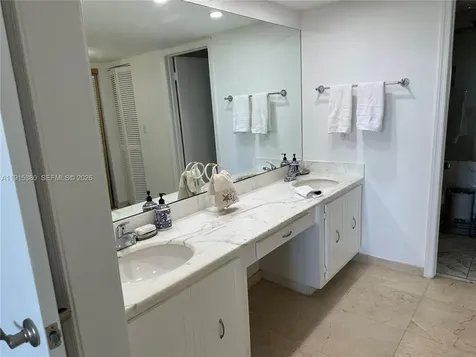199 Ocean Lane Drive Key Biscayne FL 33149