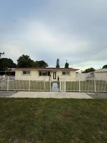 18415 NW 42nd Place Miami Gardens FL 33055