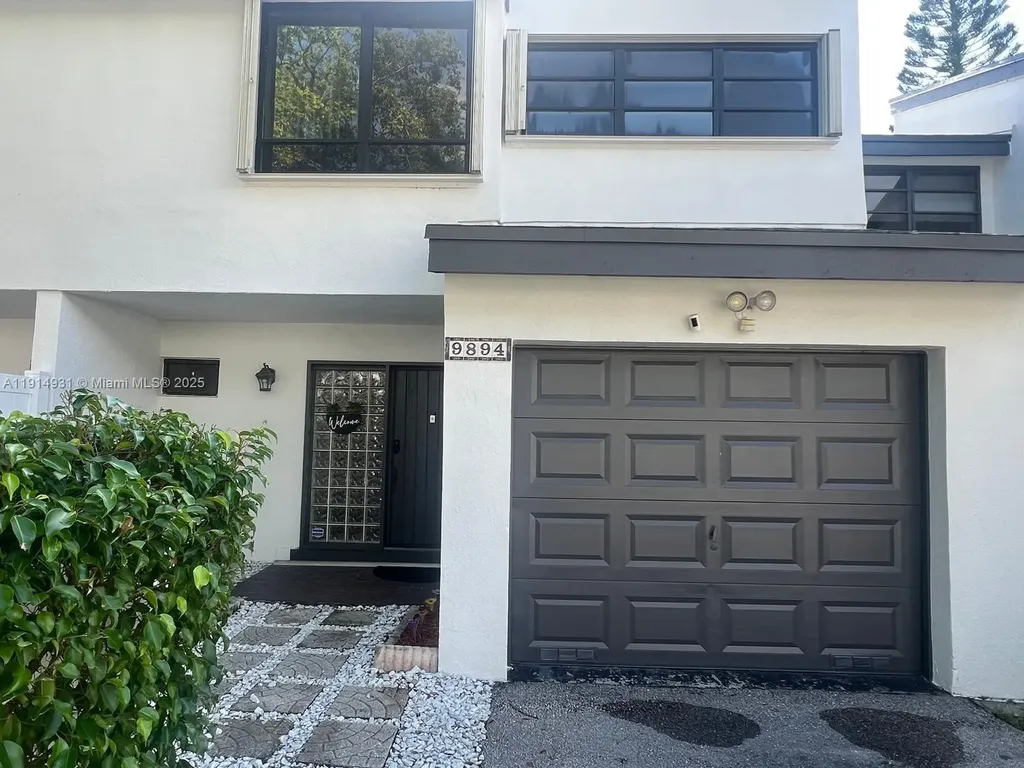 9894 Fairway Cove Lane Plantation FL 33324