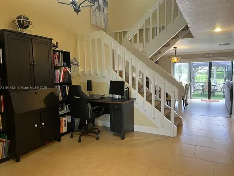 9894 Fairway Cove Lane Plantation FL 33324