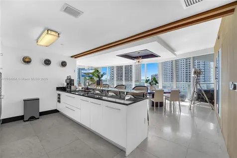 465 Brickell Avenue Miami FL 33131