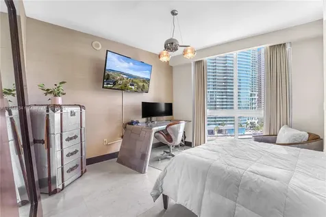 465 Brickell Avenue Miami FL 33131