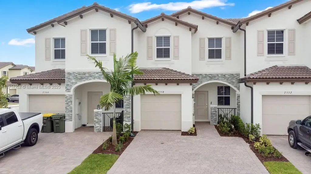 2558 SE 27th Drive Homestead FL 33035