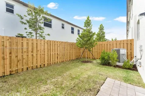 2558 SE 27th Drive Homestead FL 33035