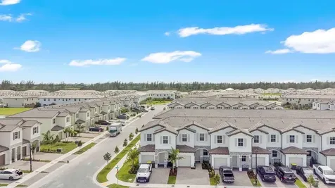 2558 SE 27th Drive Homestead FL 33035