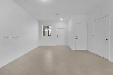 2558 SE 27th Drive Homestead FL 33035
