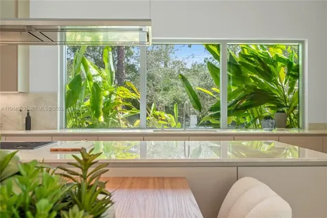 6720 SW 98th Street Pinecrest FL 33156