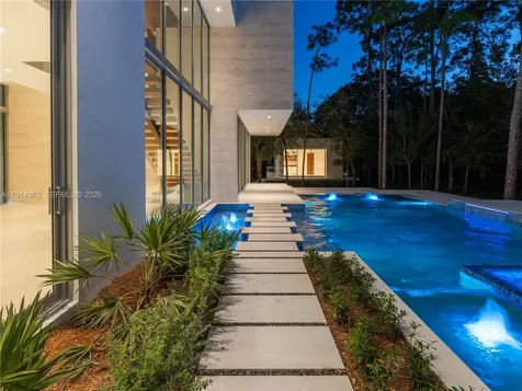 6720 SW 98th Street Pinecrest FL 33156