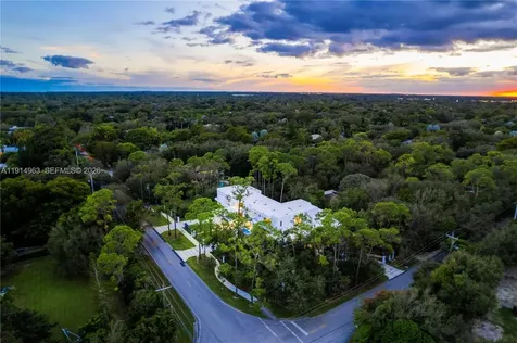 6720 SW 98th Street Pinecrest FL 33156