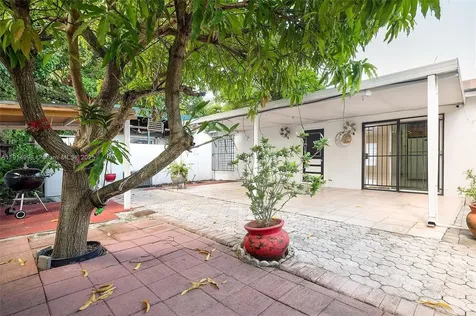 5428 SW 131st Court Miami FL 33175