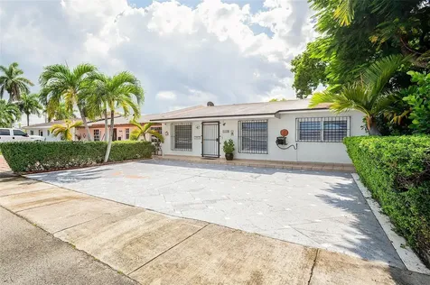 5428 SW 131st Court Miami FL 33175