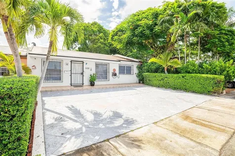 5428 SW 131st Court Miami FL 33175