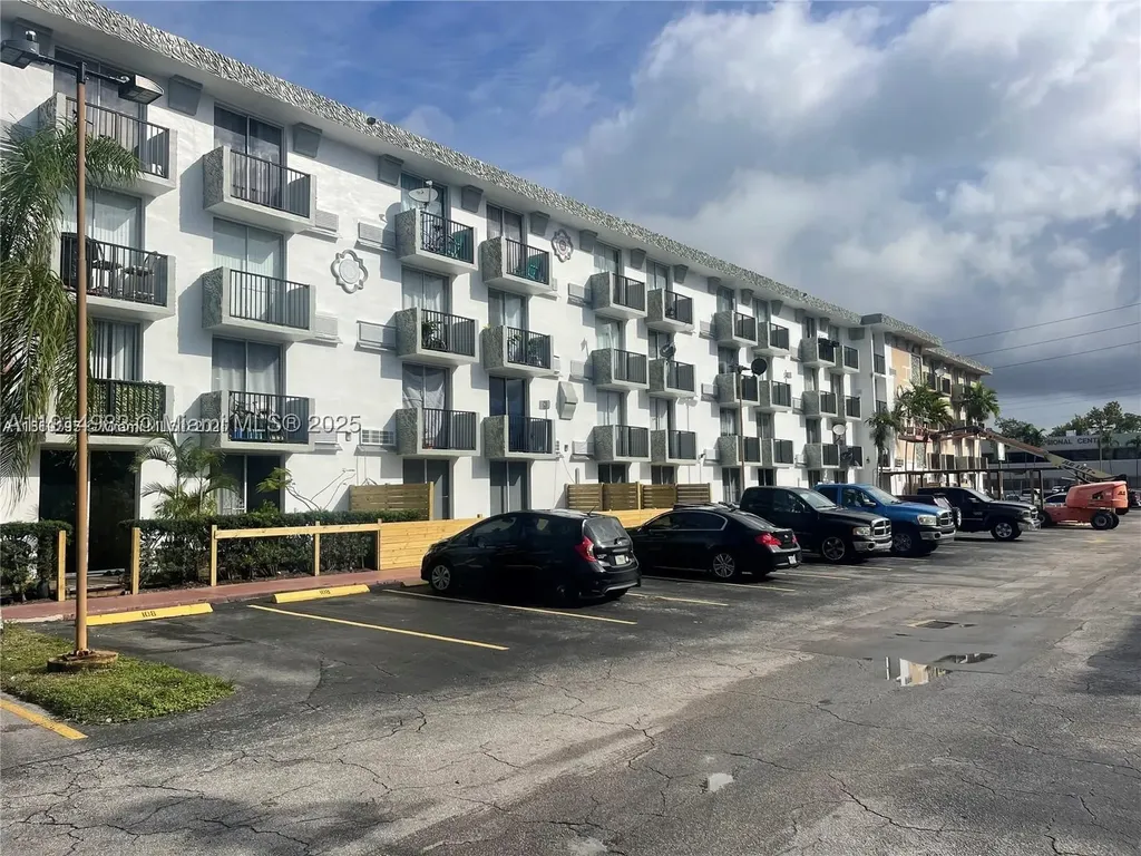 16450 NW 2nd Avenue Miami FL 33169