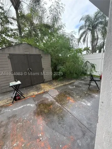 16450 NW 2nd Avenue Miami FL 33169