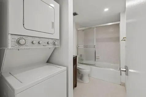 4174 Inverrary Drive Lauderhill FL 33319