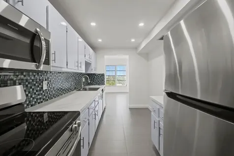 4174 Inverrary Drive Lauderhill FL 33319
