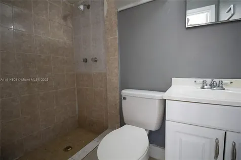 825 SW 10th Street Hallandale Beach FL 33009