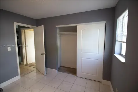825 SW 10th Street Hallandale Beach FL 33009