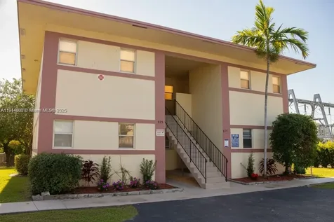 825 SW 10th Street Hallandale Beach FL 33009